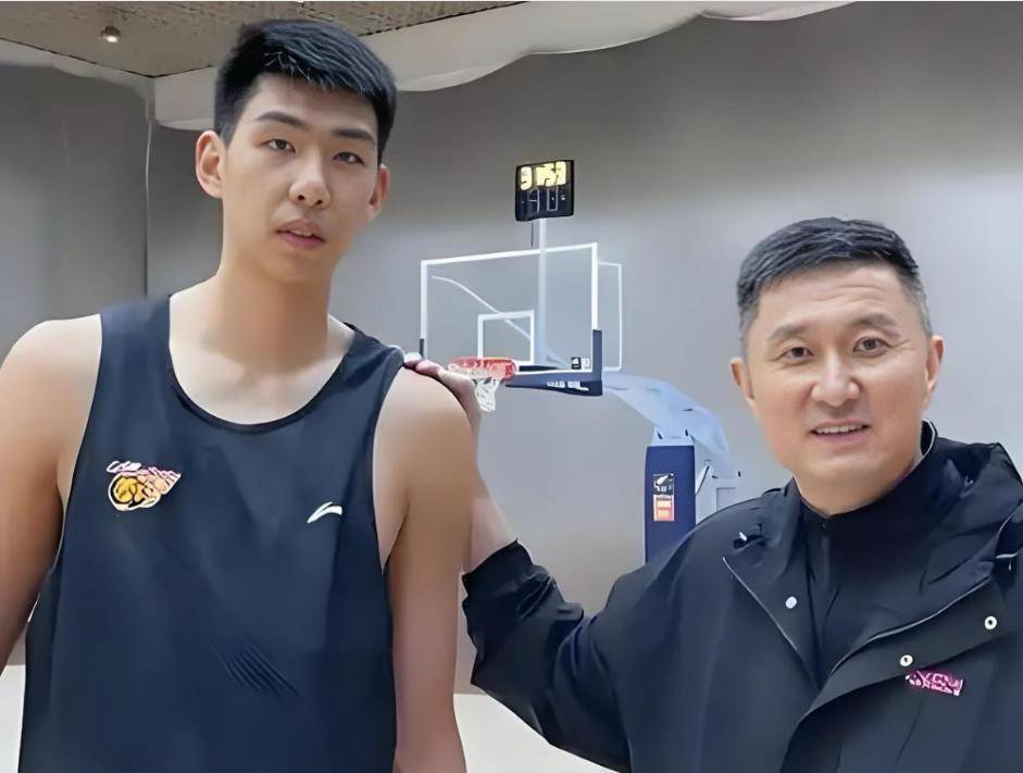 年轻, 就会对俱乐